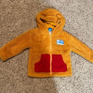 BNWOT exclusive unisex toddler 2T Disney Winnie the Pooh cozy zip-up hoodie